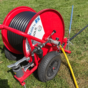 Robuster Speedy-Rain 300 Schlauchwagen mit Anschluss und Rädern – mobiles Bewässerungssystem bei BJC Tools